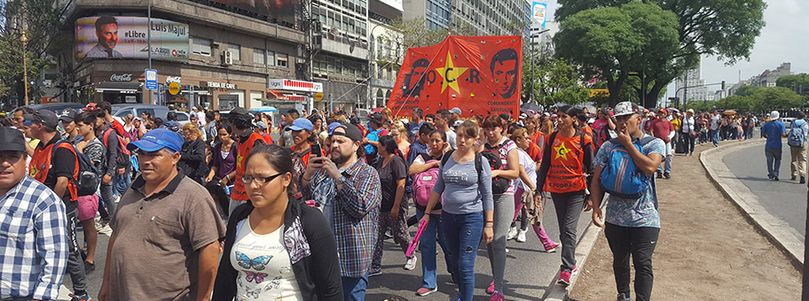 Demonstration der Organizacion Clasista Revolucionaria (OCR) in Buenos Aires, Dezember 2018.